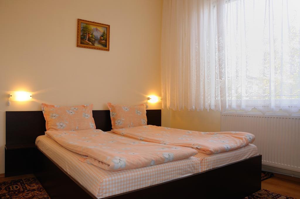 Sakutski House Χισάρια Δωμάτιο φωτογραφία